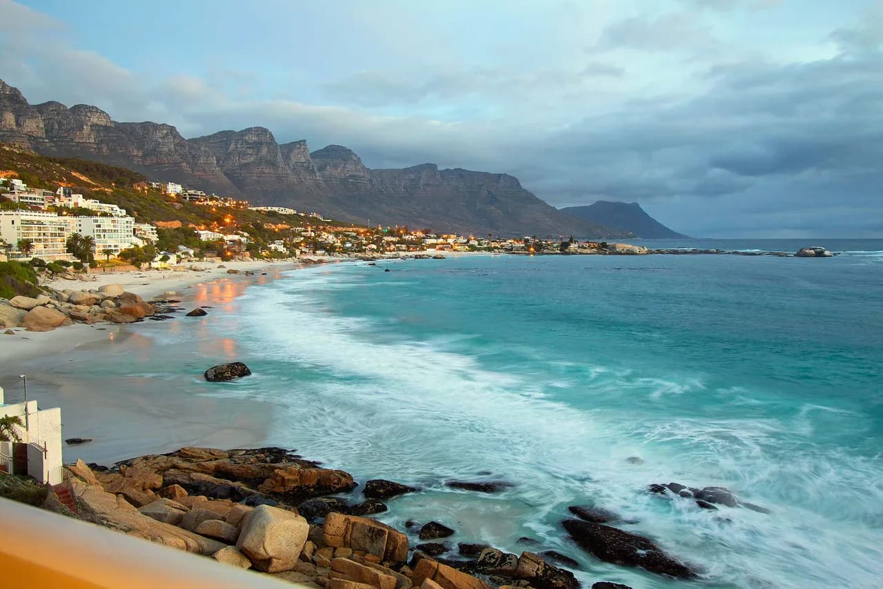 Beachfront Three Bedroom Apartment in Cape Town photo 3
