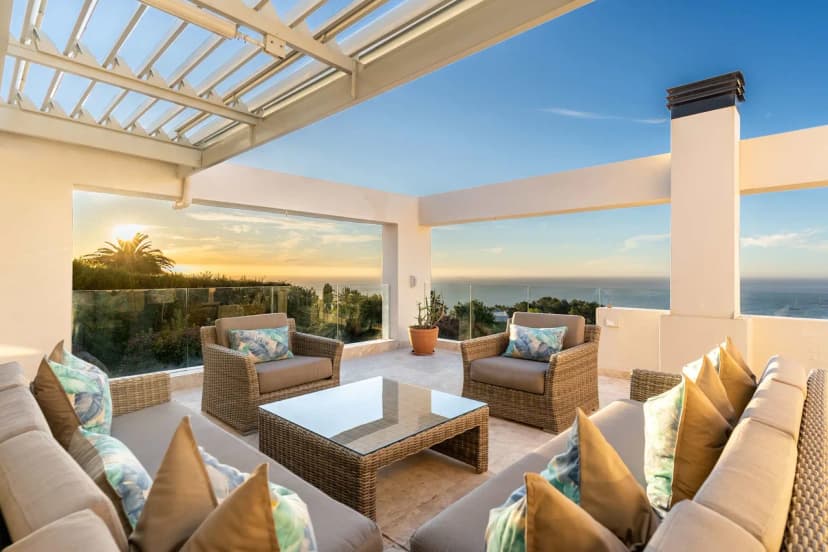 Ocean View Family Villa in Camps Bay, Cape Town