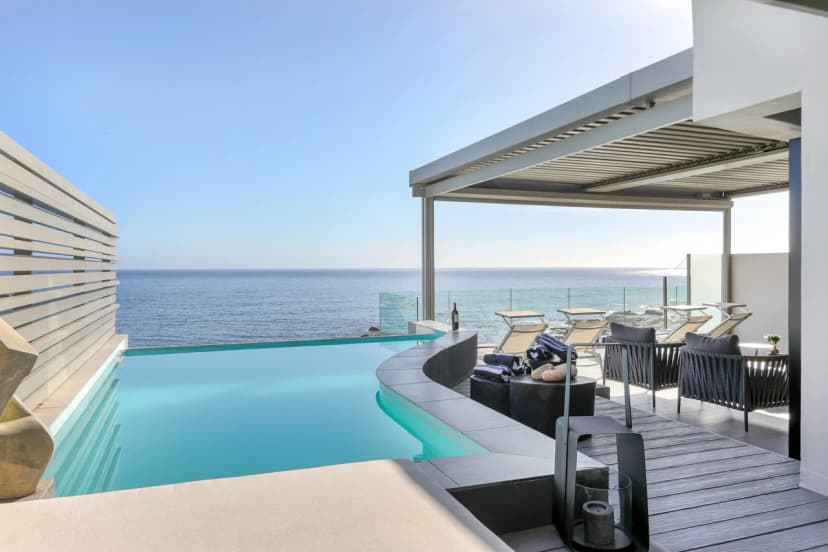 Ocean View Penthouse in Camps Bay
