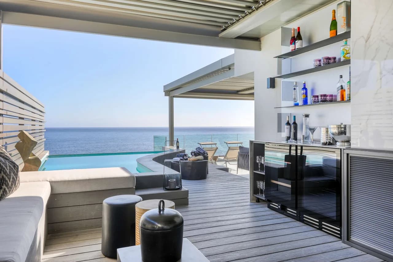 Ocean View Penthouse in Camps Bay, Cape Town photo 5