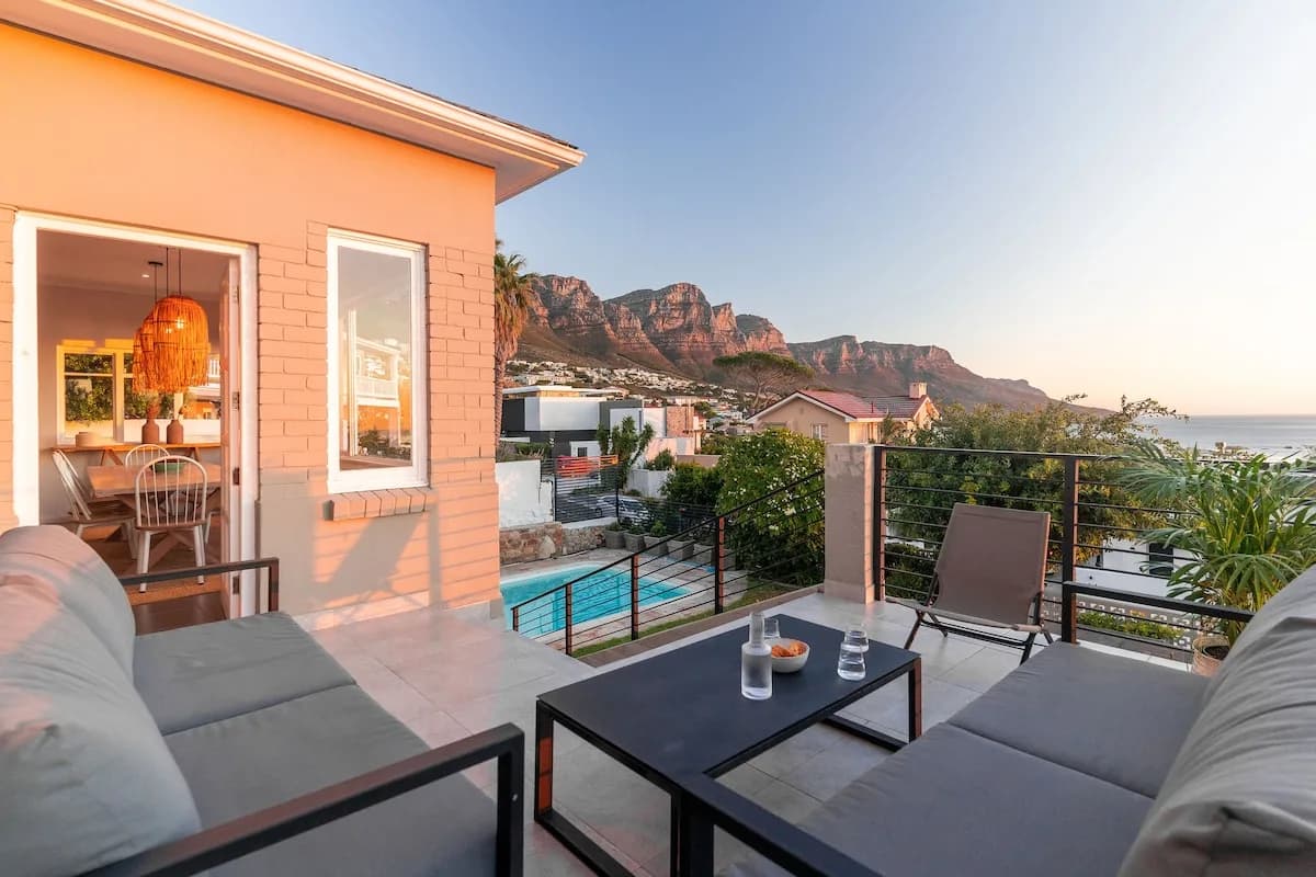 Ocean View Villa with Private Beach Access in Camps Bay photo 2