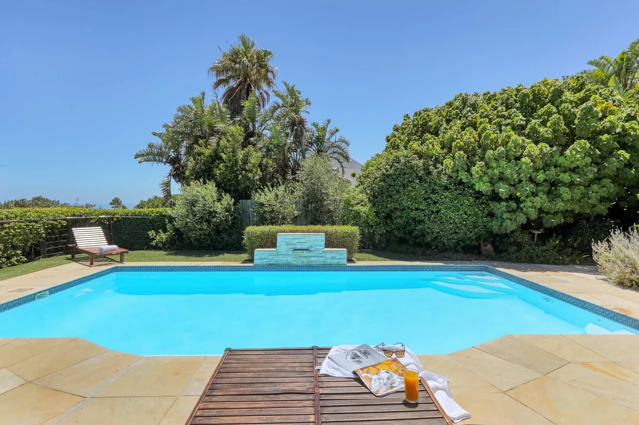 Sunset View Villa with Pool in Camps Bay photo 4