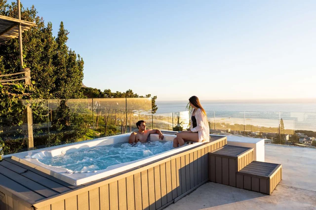 Ocean View Eight Bedroom Villa in Camps Bay photo 3