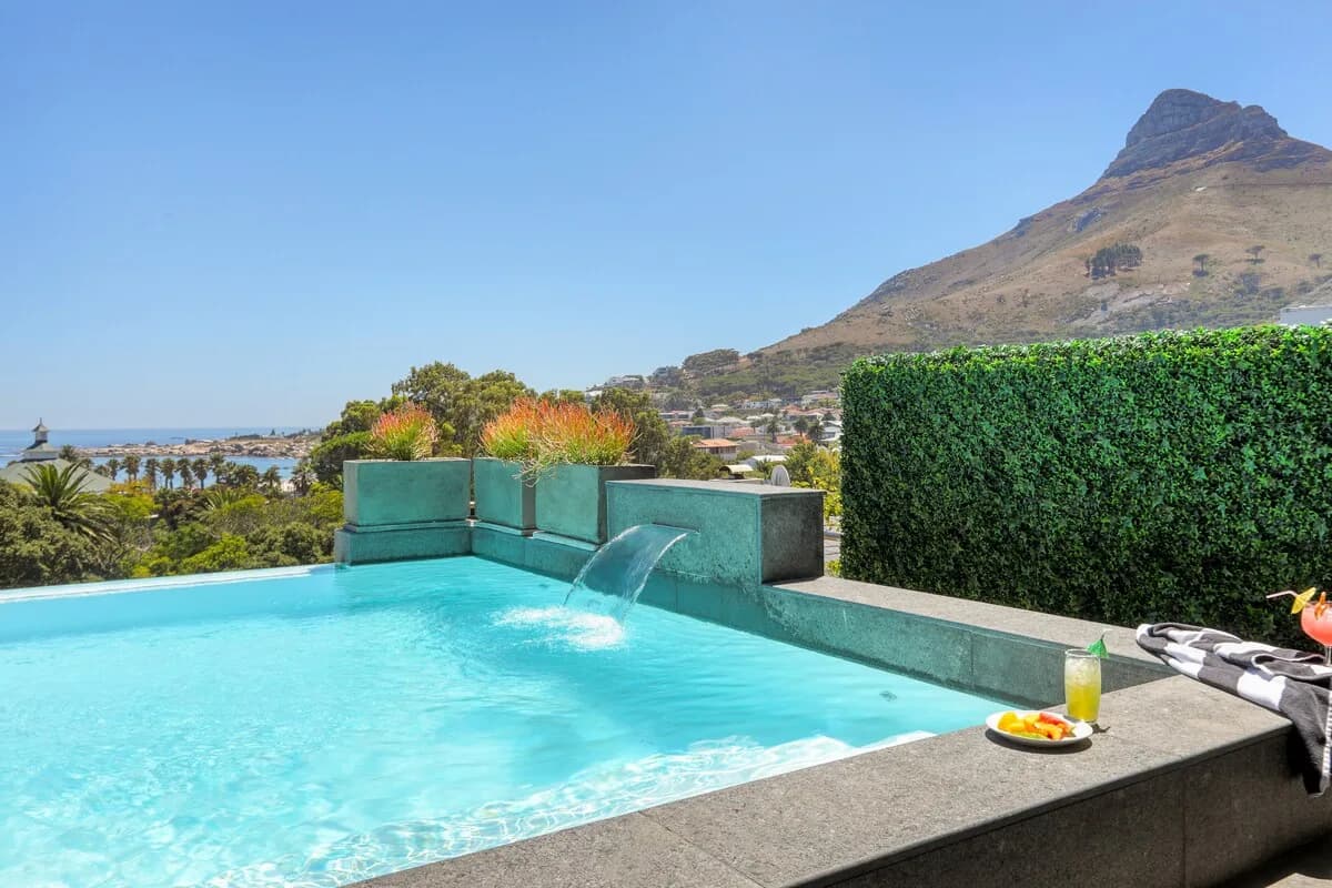 Ocean View Five Bedroom Villa in Camps Bay photo 4