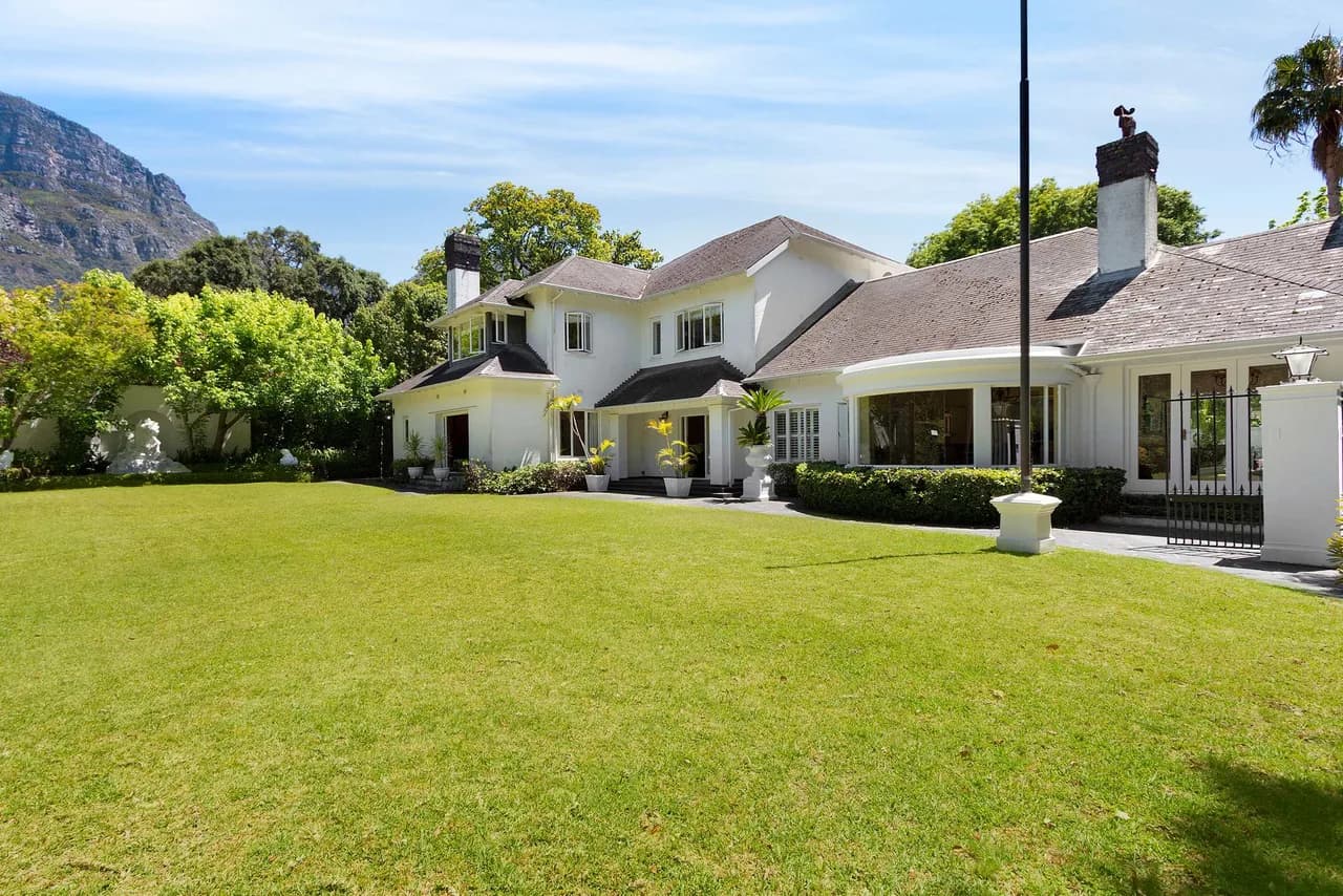 Luxury Villa with Tennis Court in Cape Town photo 4