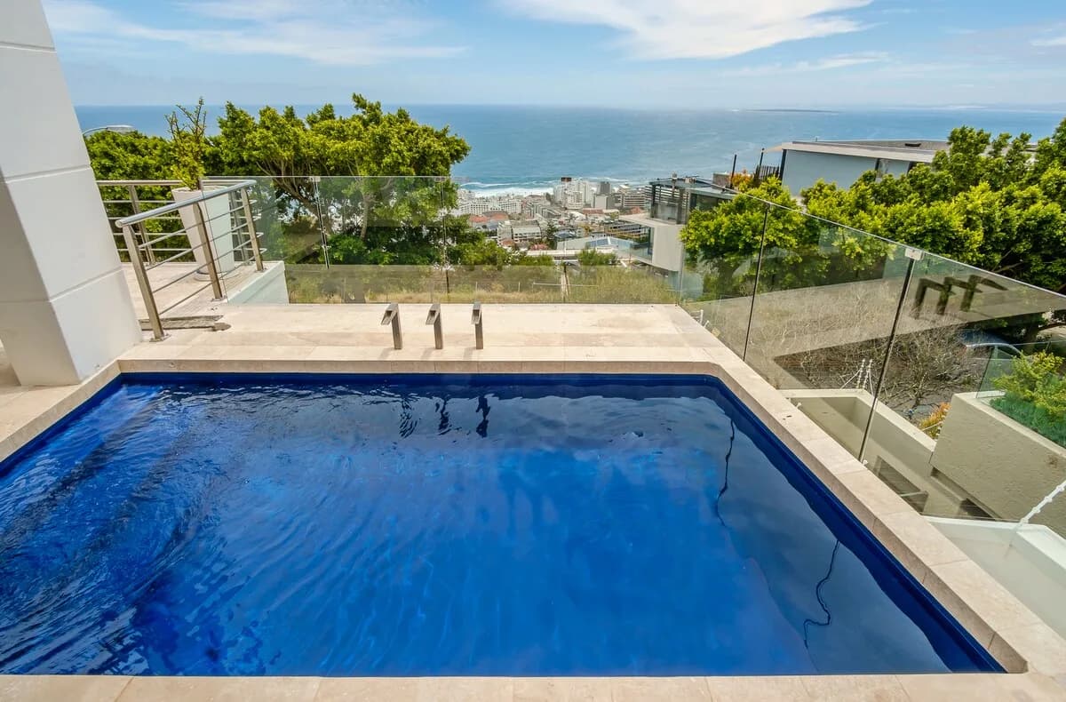 Skyline Retreat Villa in Bantry Bay, Cape Town