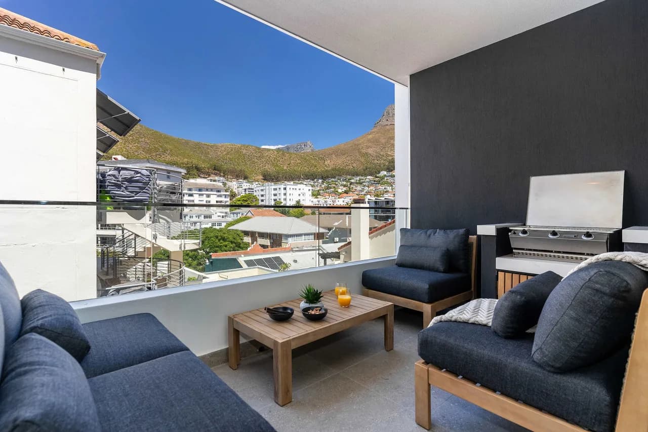 Private Balcony One Bedroom in Sea Point, Western Cape photo 3