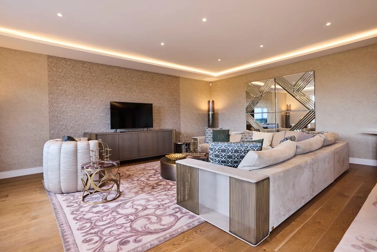 Modern Three Bedroom Apartment in City of Westminster
