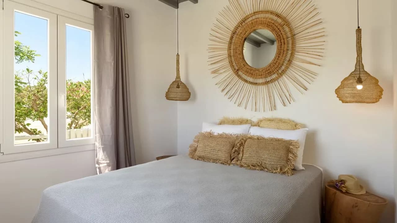 Sea-facing Tranquil Villa Retreat photo 3