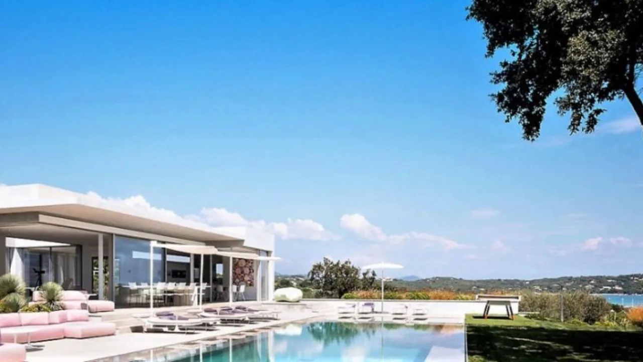 Designer Villa Near Club 55 photo 4