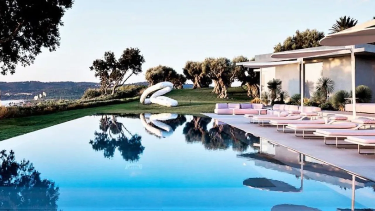 Designer Villa Near Club 55 photo 5