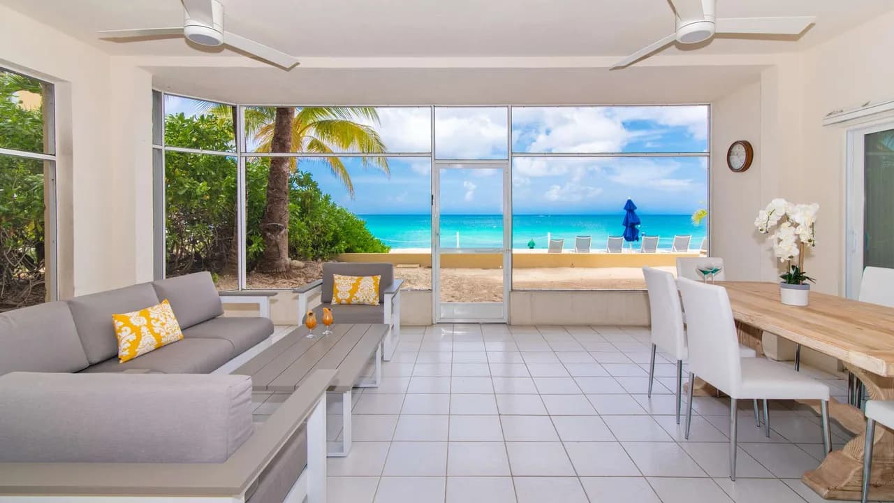 Laguna del Mar #1 | Oceanfront 4BR Condo | Seven Mile Beach photo 5