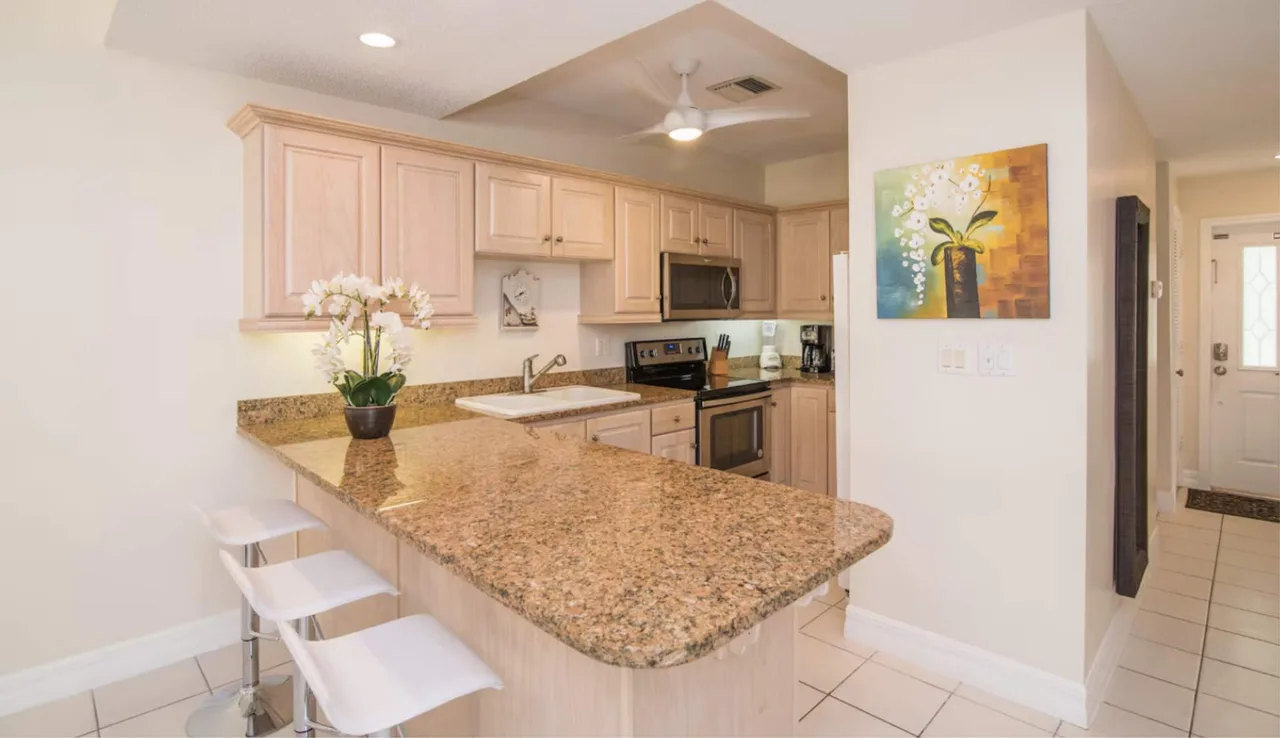 Regal Beach Club #222: 2BR Ocean View Condo on 7 Mile Beach photo 5
