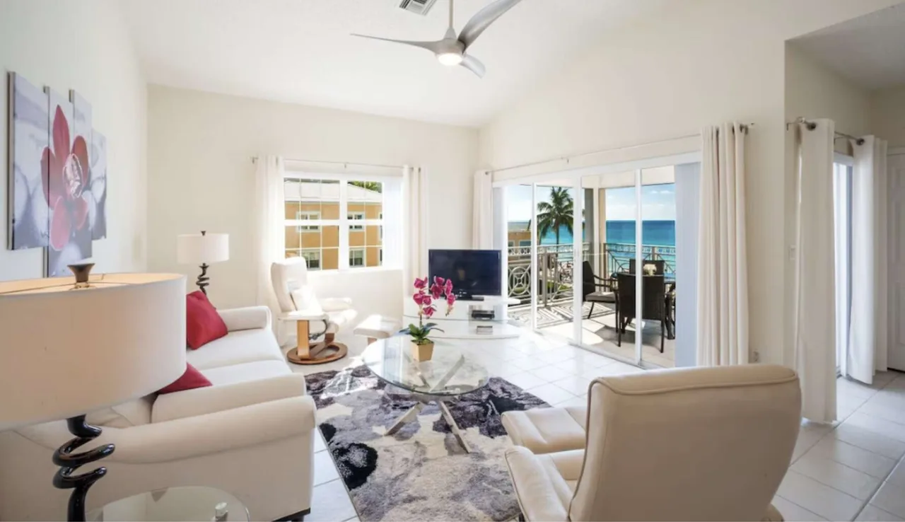 Regal Beach Club #633: 2BR Ocean View Condo on 7 Mile Beach photo 4