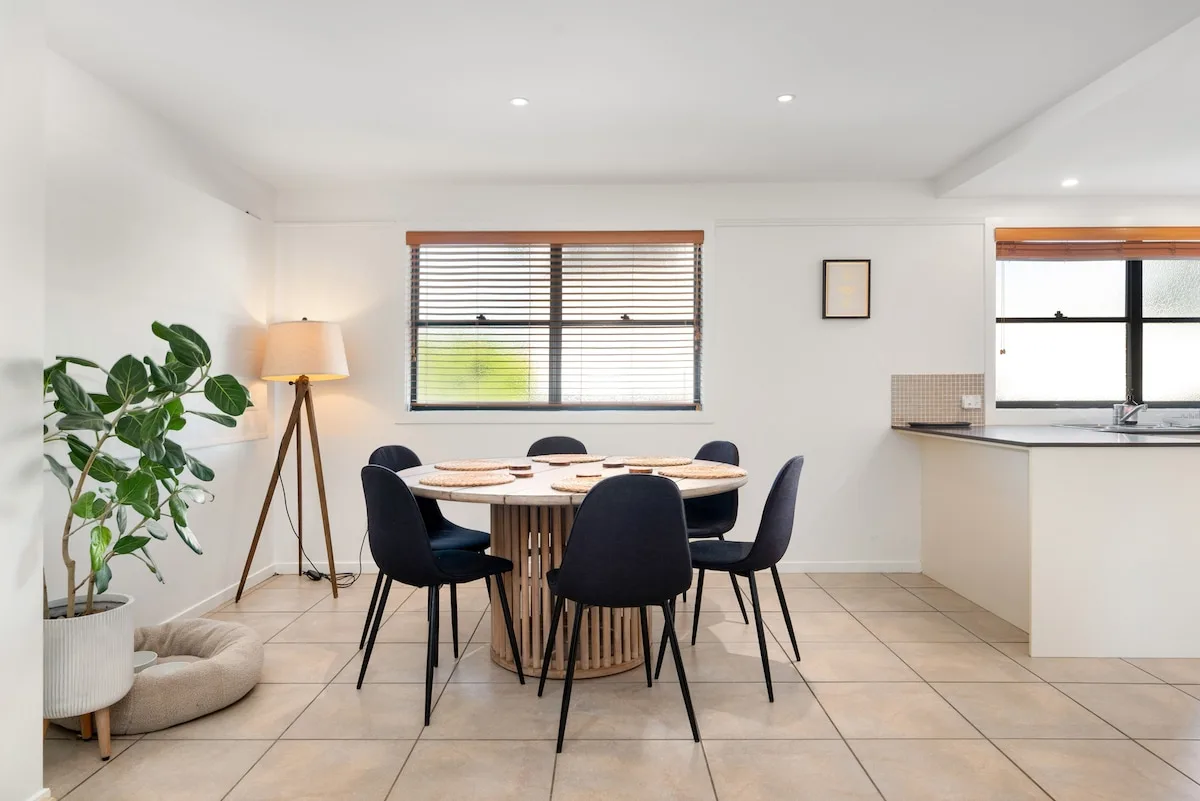 Pet-Friendly Three-Bedroom Townhouse in Queensland photo 3