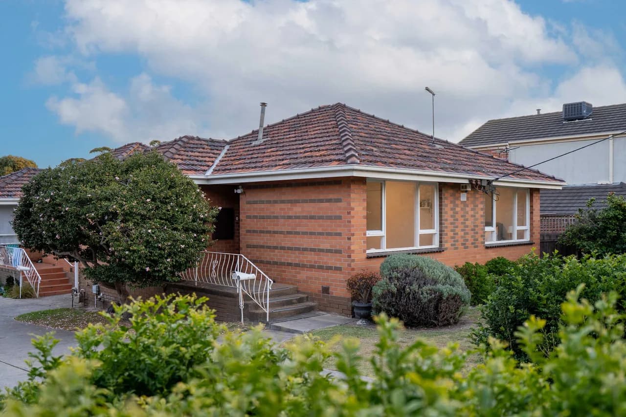 Coastal Two Bedroom Villa in Hampton, Victoria photo 2