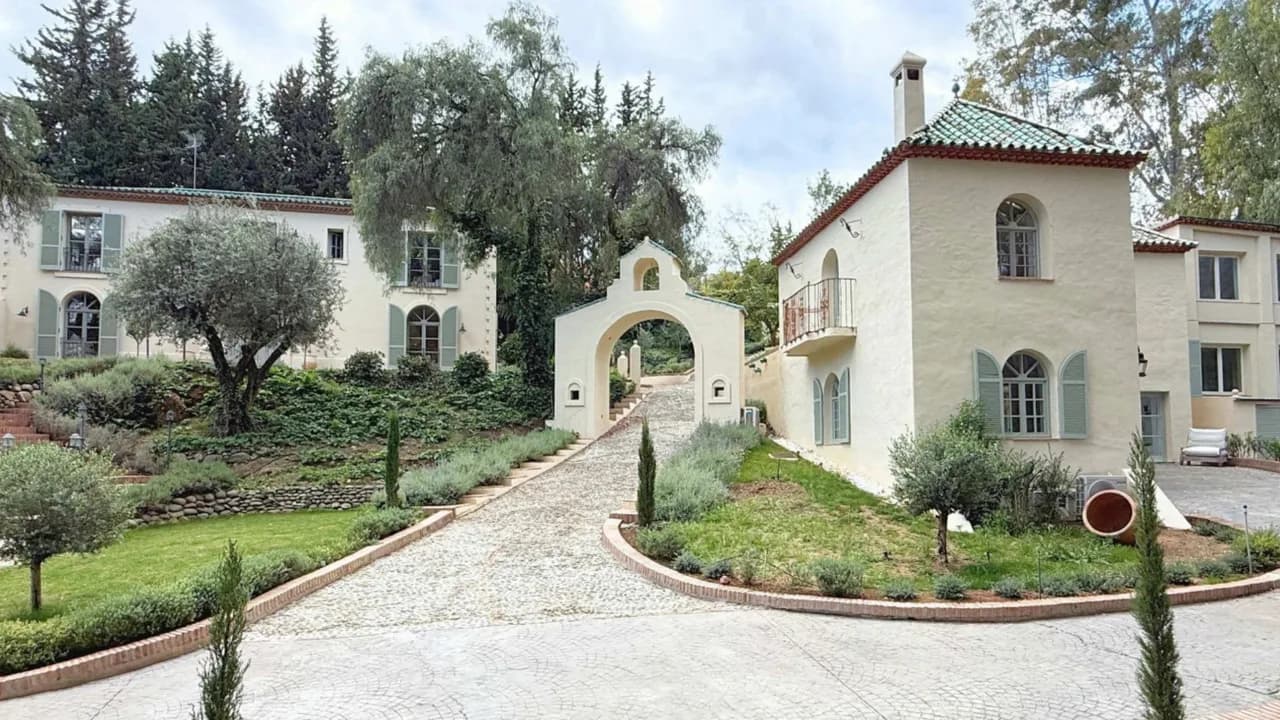 Marbella Mansion With Mediterranean Charm