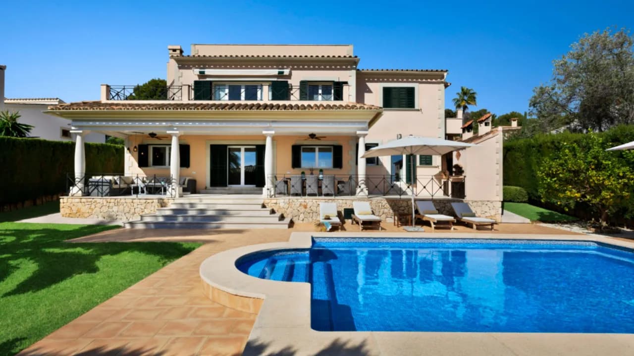 Modern Oasis in Scenic Mallorca photo 5