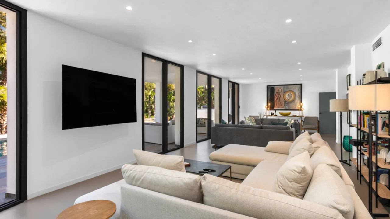 Elegant Coastal Villa Mallorca Retreat photo 2