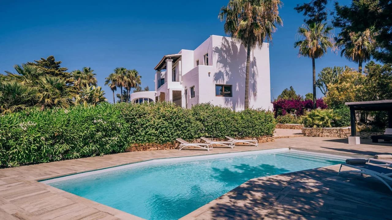 High-end Comfort in Ibiza Countryside