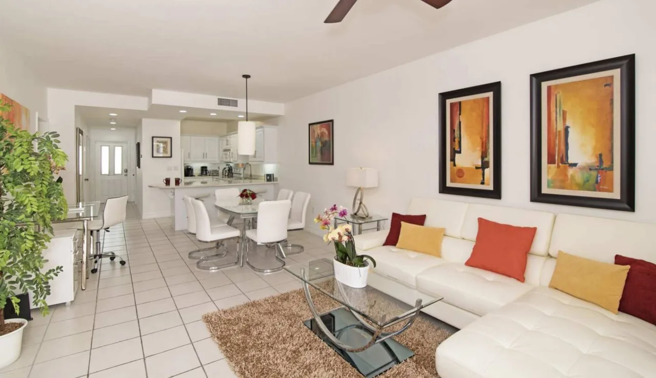 Regal Beach Club #522 | 2BR Ocean View Condo on 7 Mile Beach photo 4