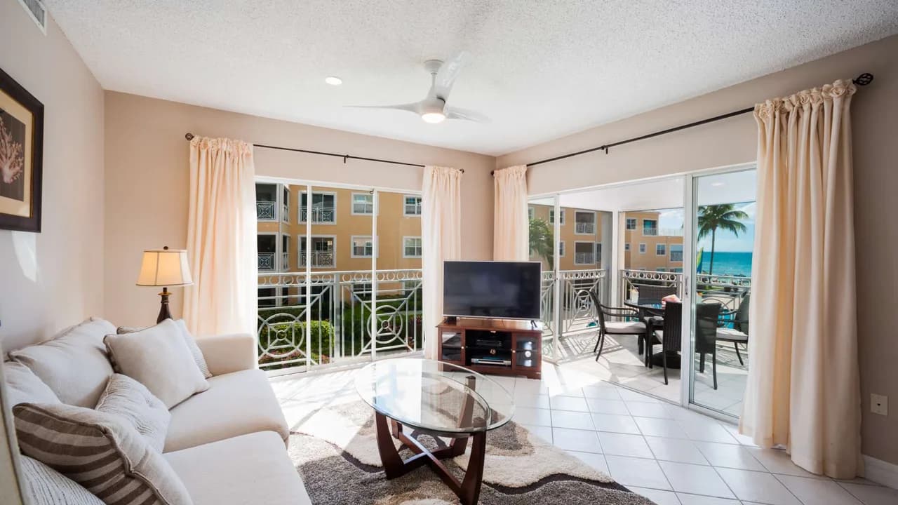 Regal Beach Club #622: 2BR Oceanfront Condo on 7 Mile Beach photo 4