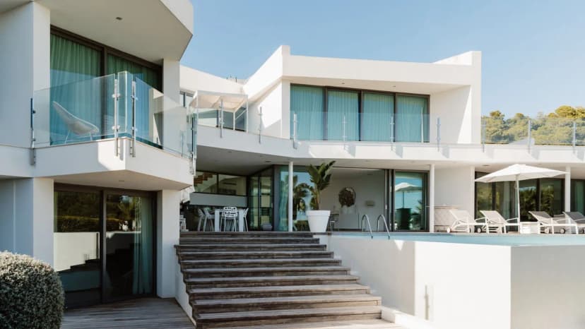 Luxe Villa Overlooking Es Torrent