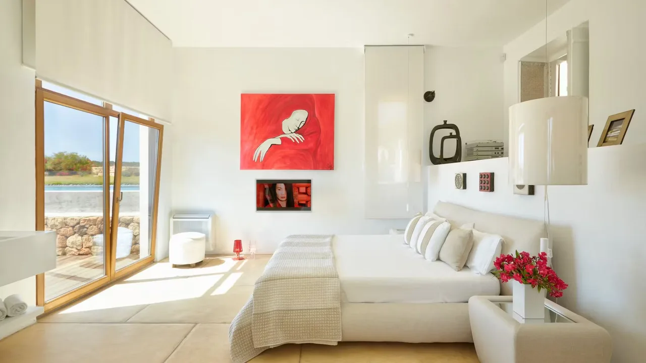 Elegant Retreat Overlooking Cala Salada photo 3