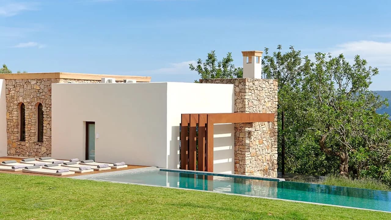 Elegant Retreat Overlooking Cala Salada photo 5