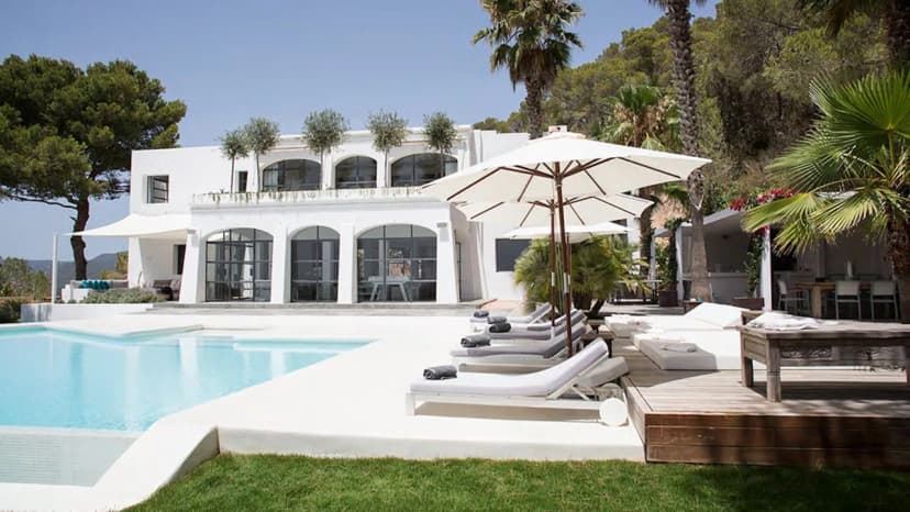 Breathtaking Views From Elegant Villa