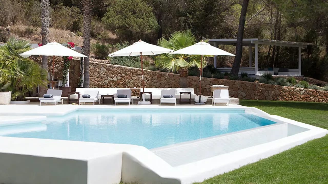 Breathtaking Views From Elegant Villa photo 4