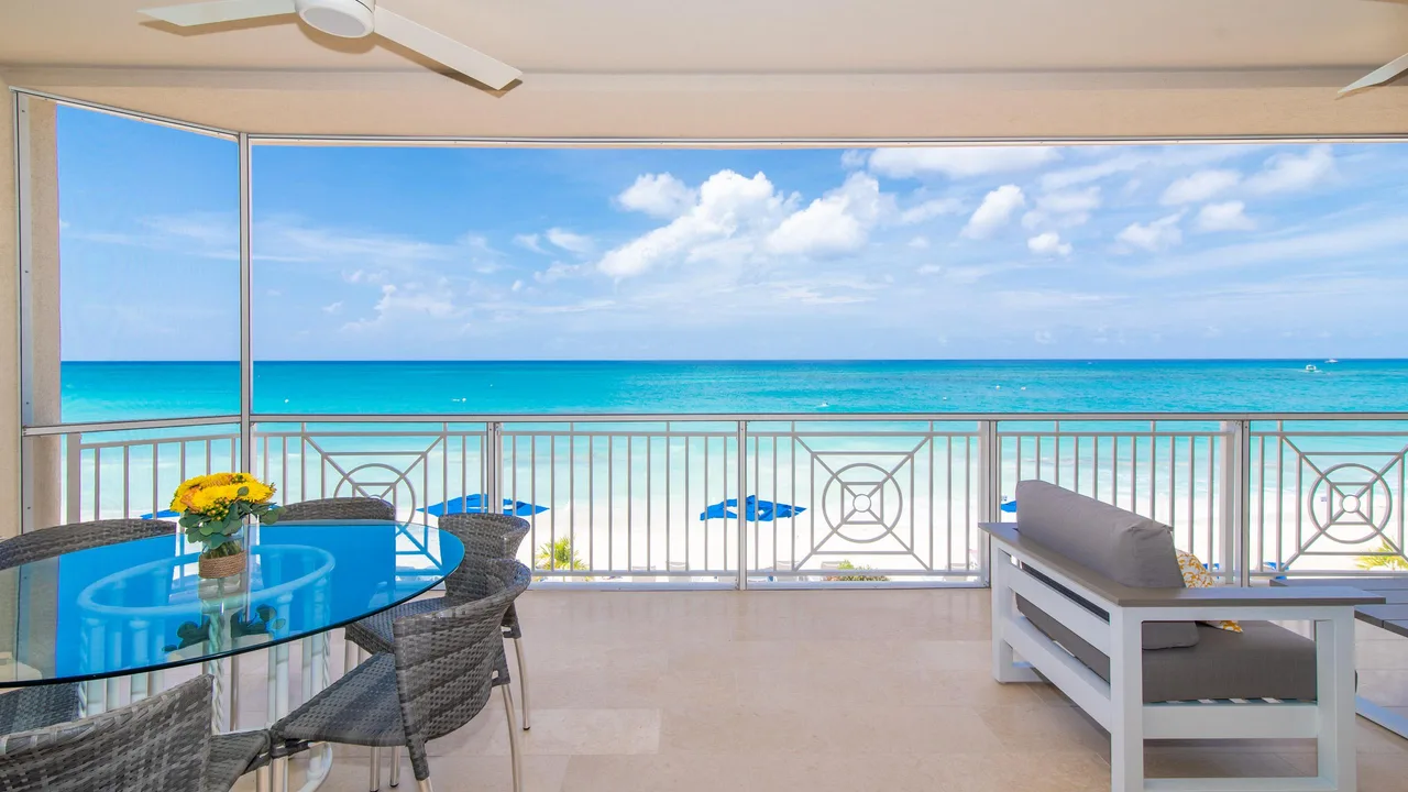 Laguna del Mar #15 | Oceanfront 3BR Condo | Seven Mile Beach photo 2
