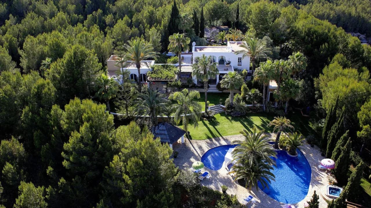 Luxury Villa Overlooking Morna Valley