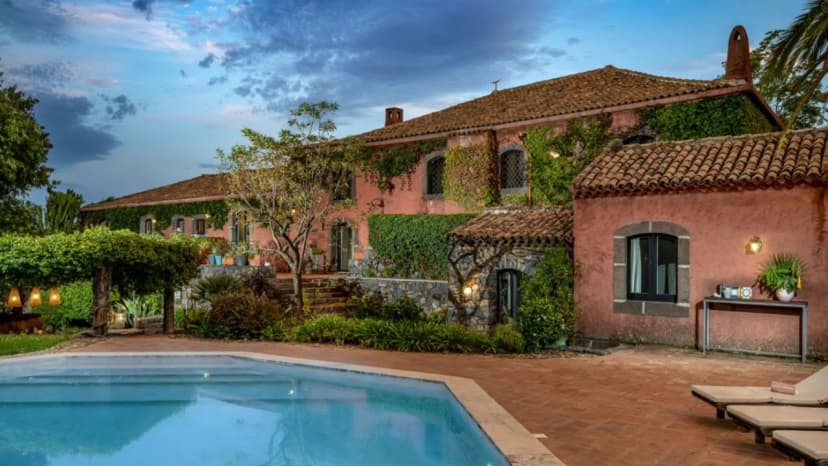 Serene Retreat in Sicilian Countryside