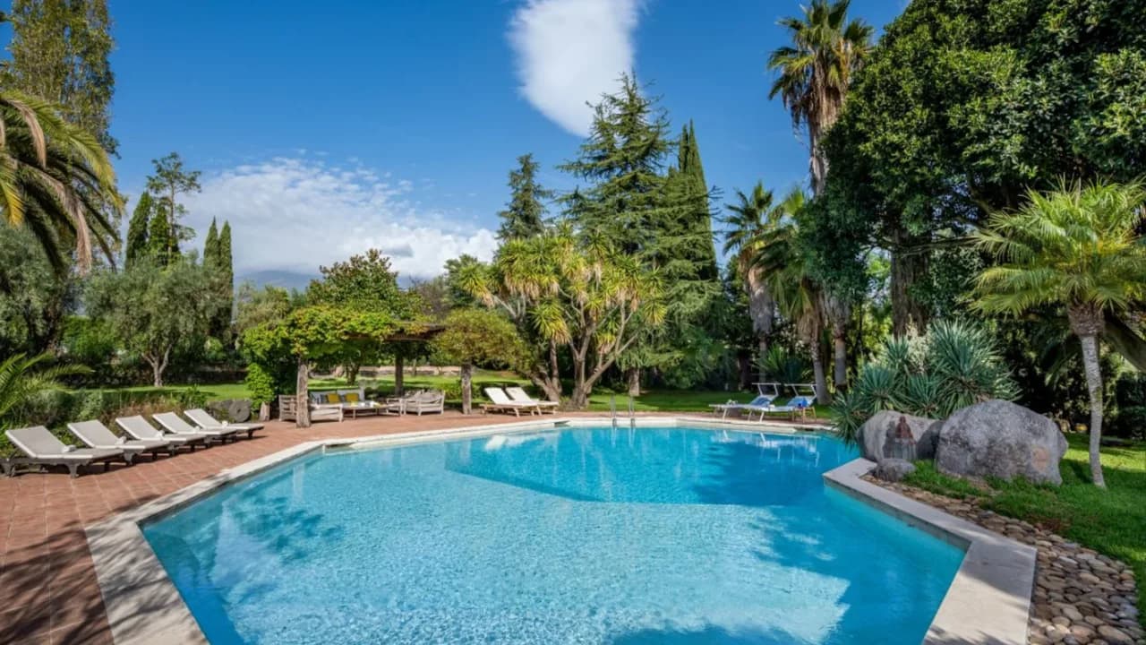 Serene Retreat in Sicilian Countryside photo 4