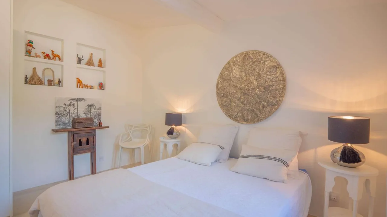 Elegant Sainte-Maxime Garden Escape photo 2