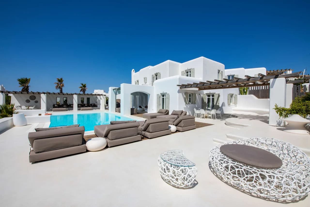 Seaside Villa With Outdoor Jacuzzi photo 4
