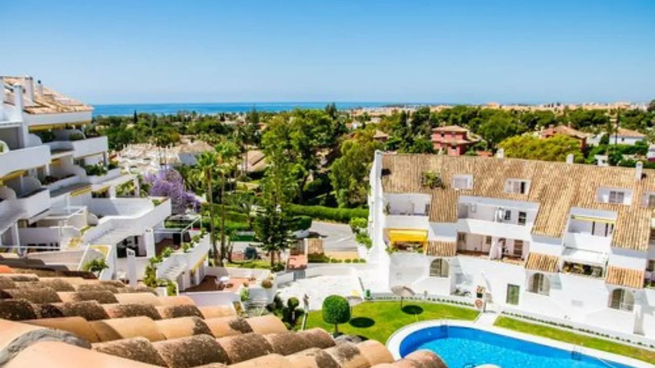 Modern Penthouse Overlooking Mediterranean Sea photo 4