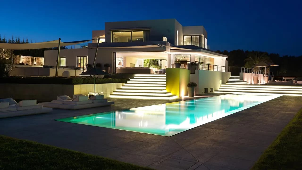 Unique Villa With Outdoor Cinema photo 4