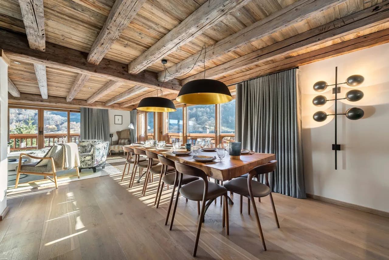 Refined Mountain Retreat In Méribel photo 3