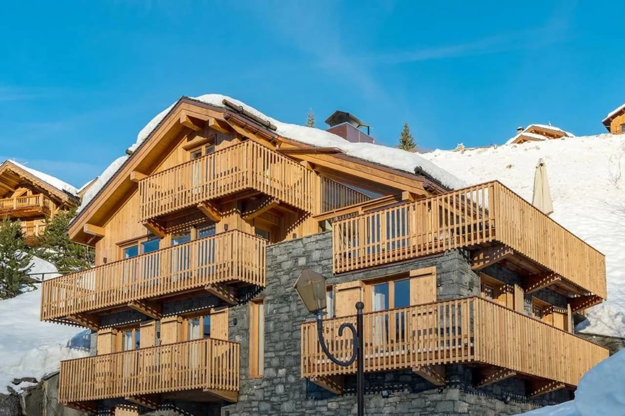 Méribel Chalet With Outdoor Jacuzzi photo 2