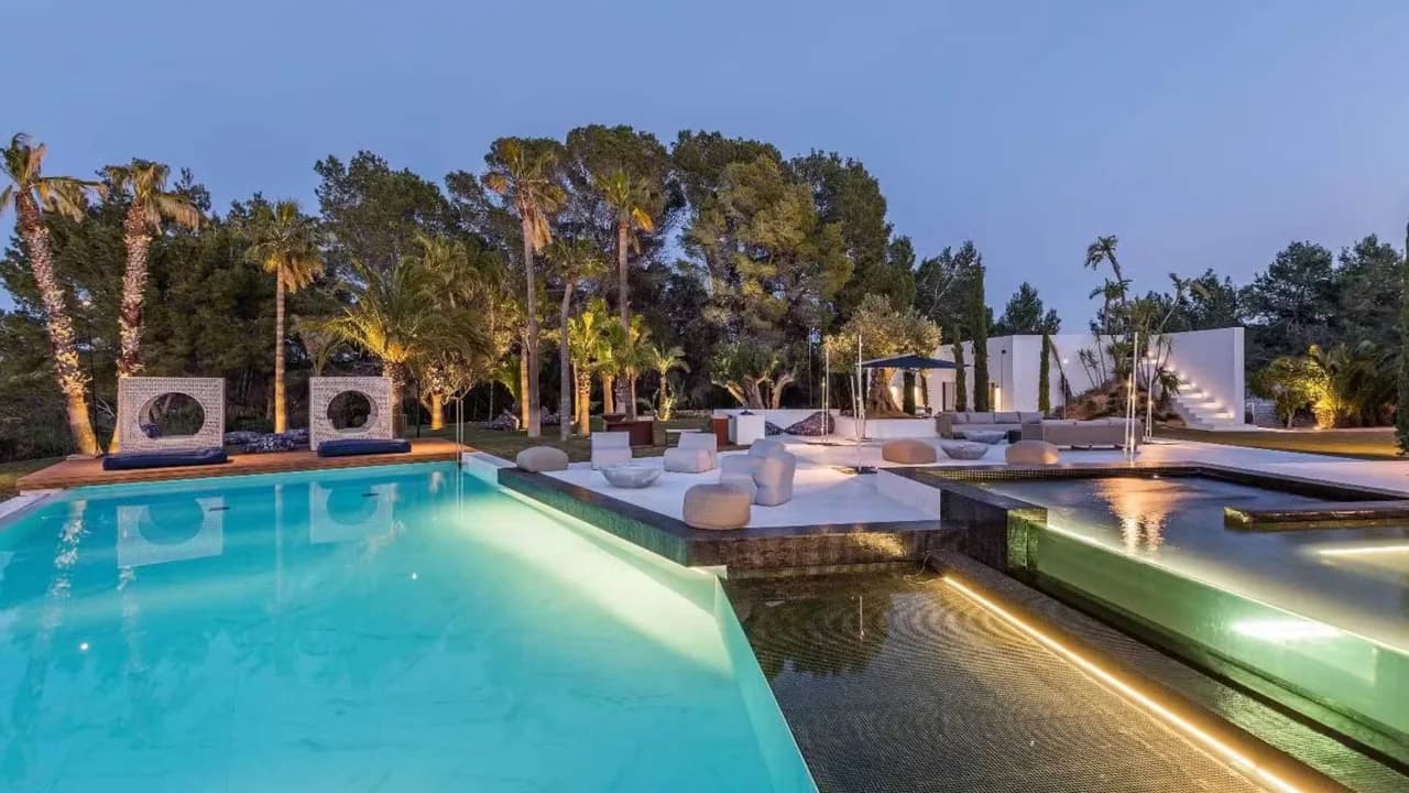Exclusive Ibiza Mansion Near Coast photo 4
