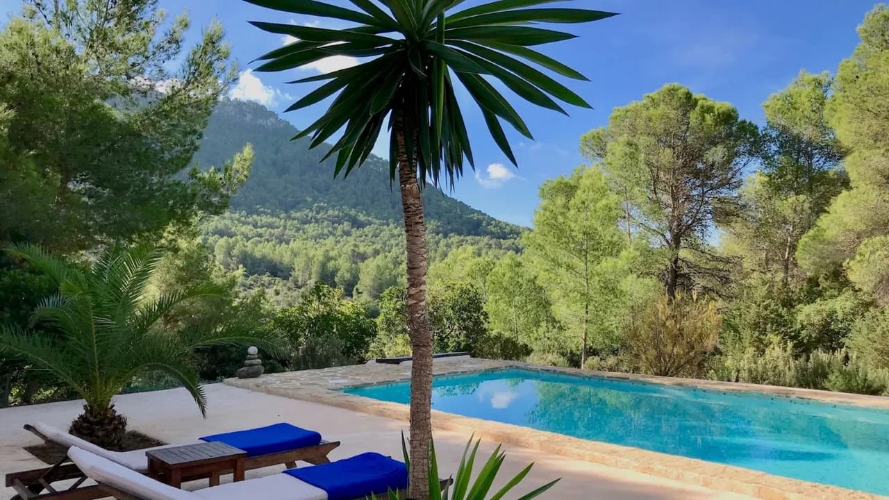 Sun-Drenched Villa Near Cala Vadella photo 5