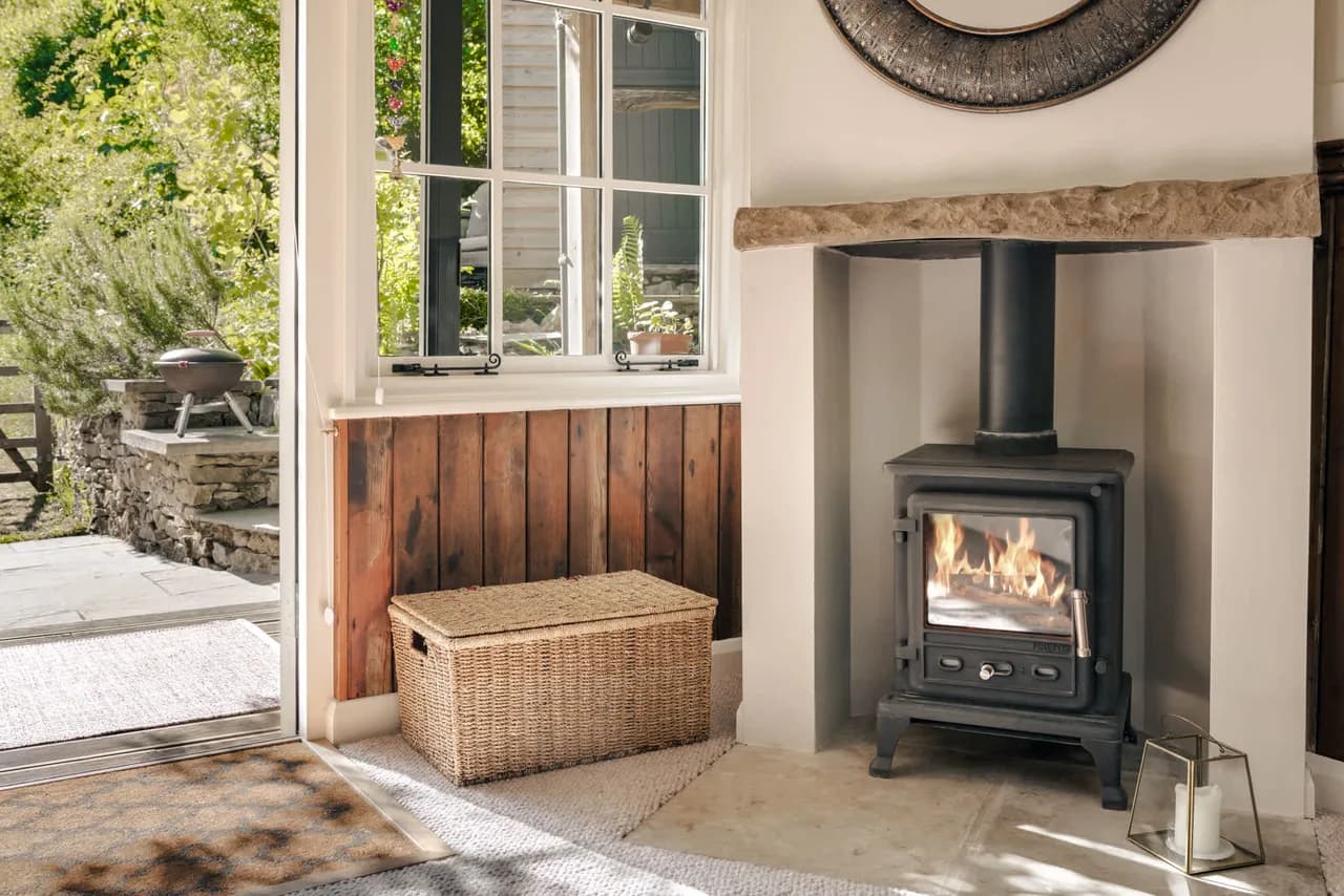 Cozy One Bedroom Retreat in England photo 5