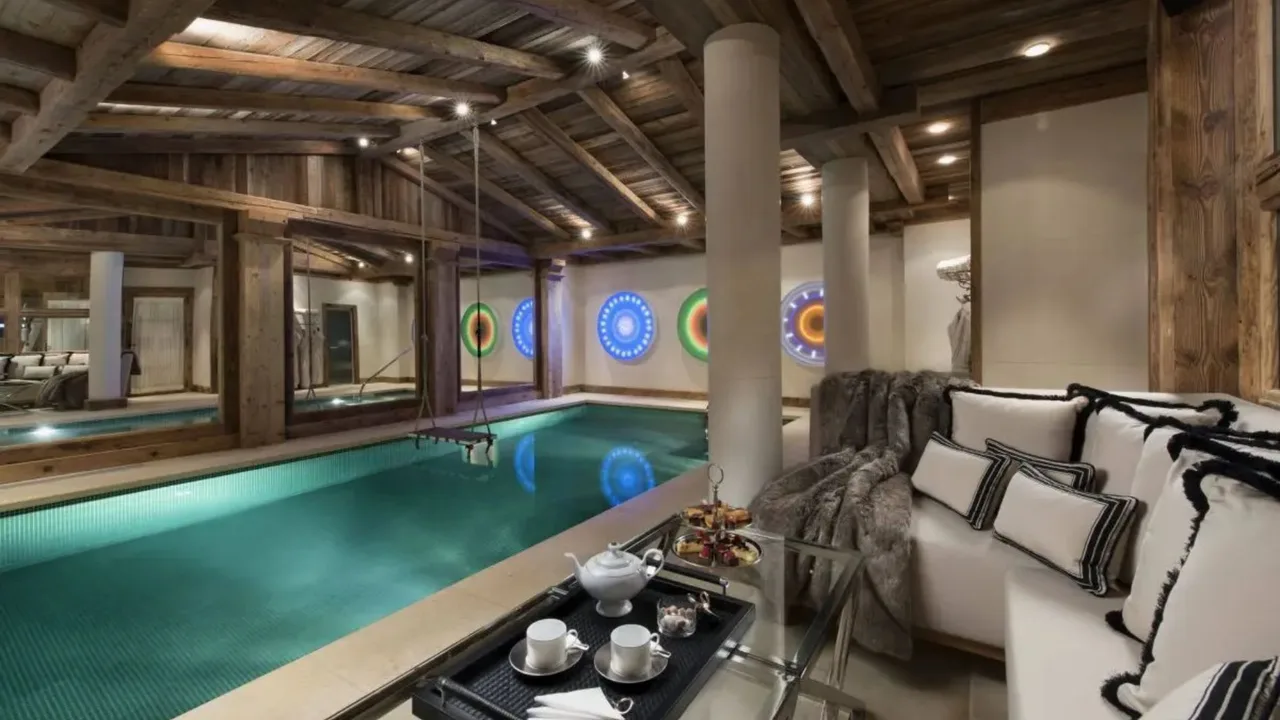 Alpine Hideaway With Outdoor Jacuzzi photo 5