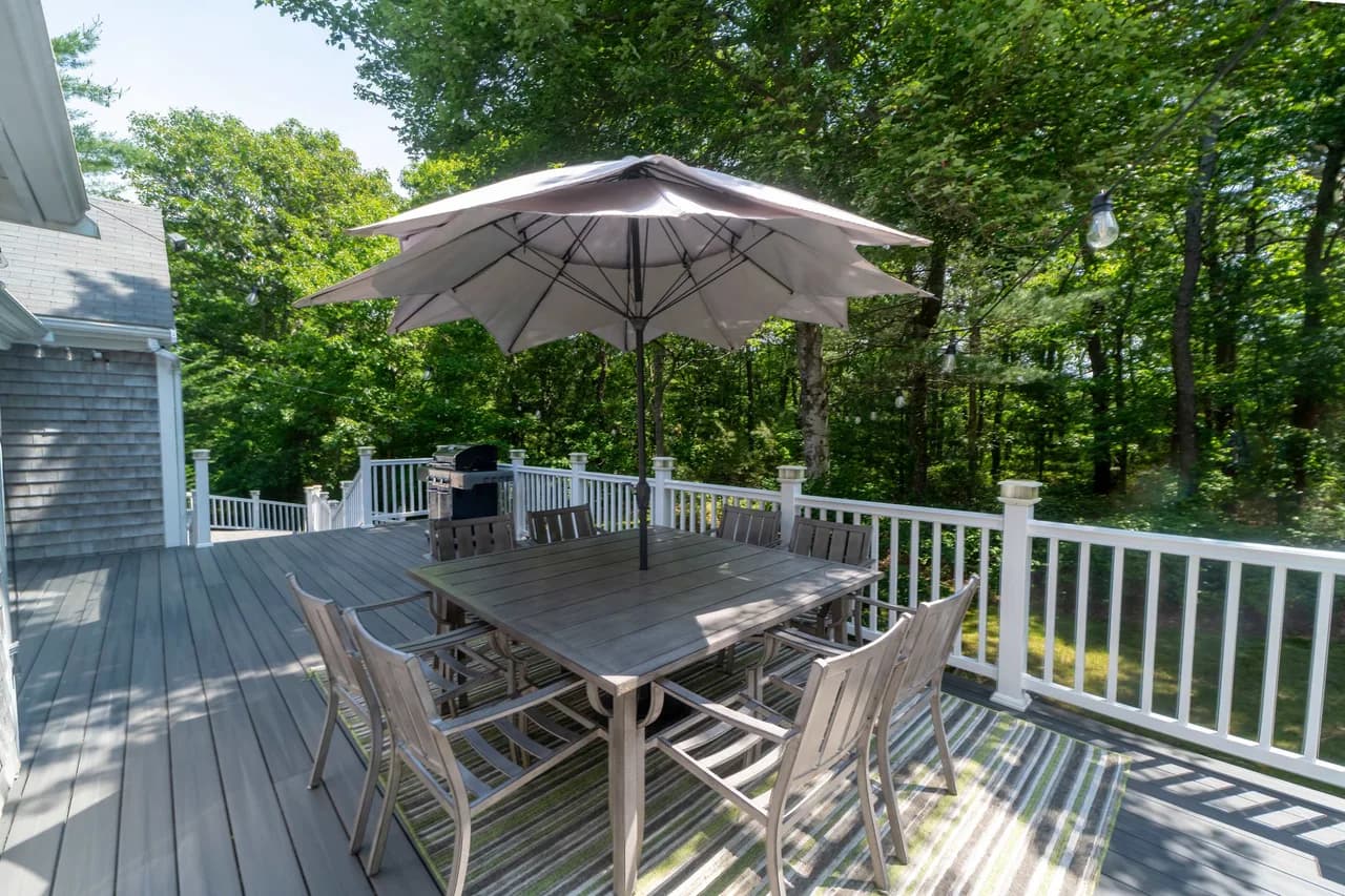 Beachfront Four Bedroom House in Falmouth photo 2