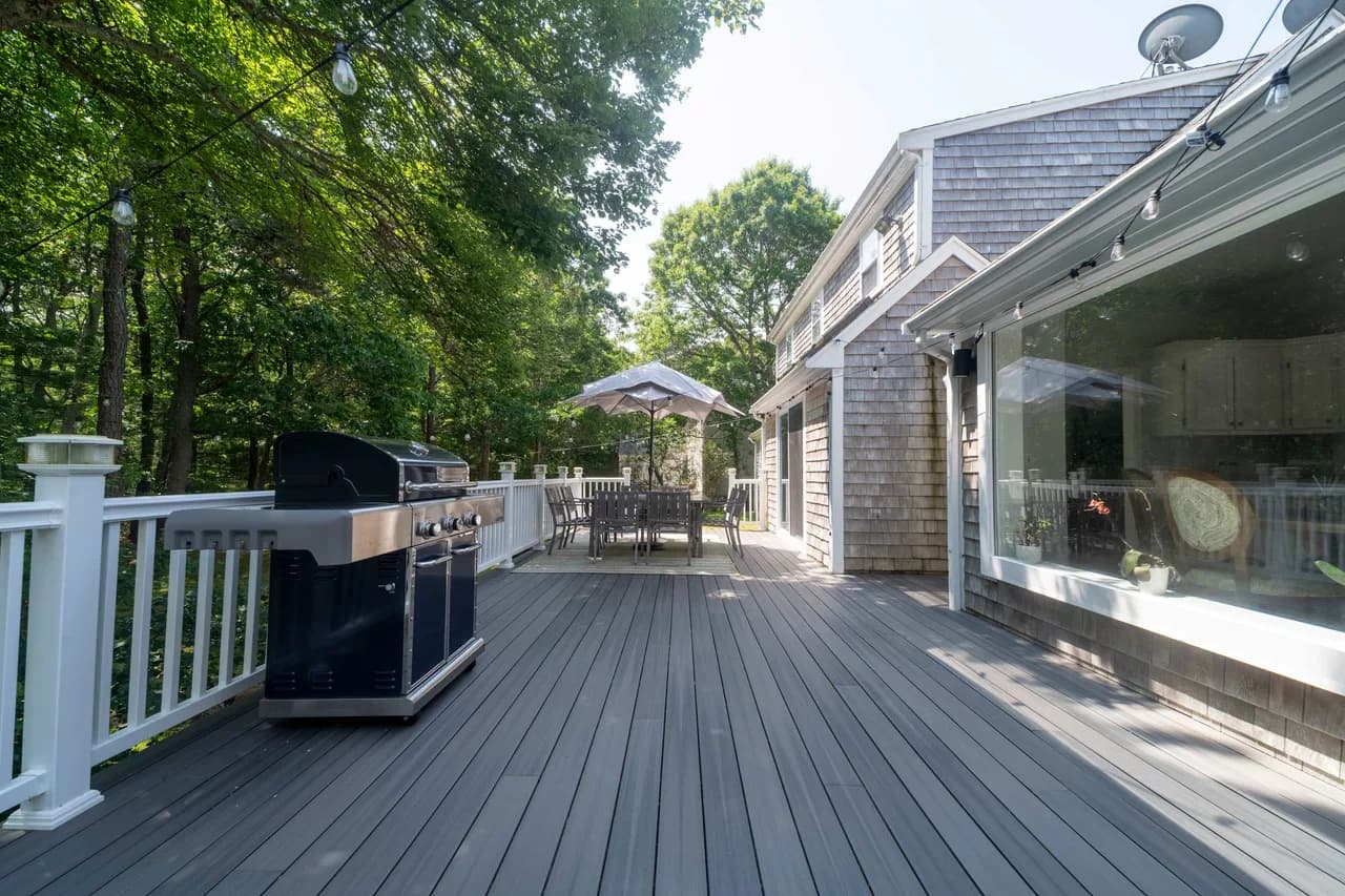 Beachfront Four Bedroom House in Falmouth photo 4