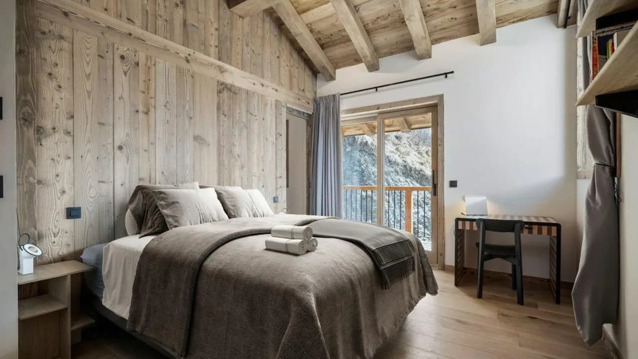 Unwind in Sophisticated Alpine Escape photo 3