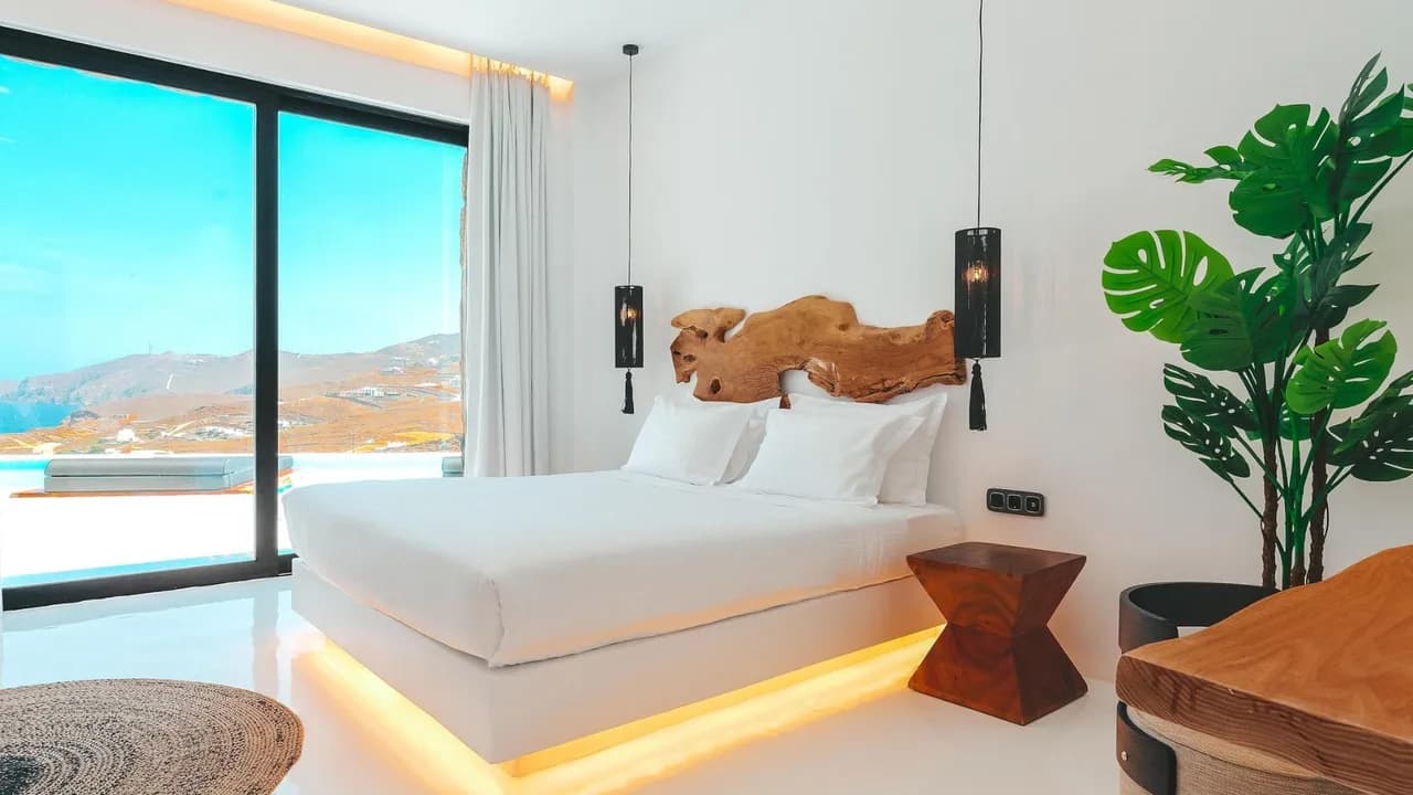Sophisticated Getaway Above Mykonos Beaches photo 3