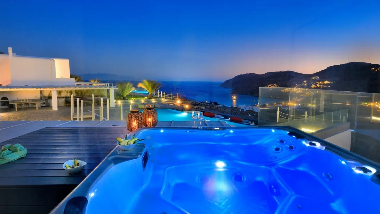Luxury Retreat Overlooking Aegean Sea photo 2